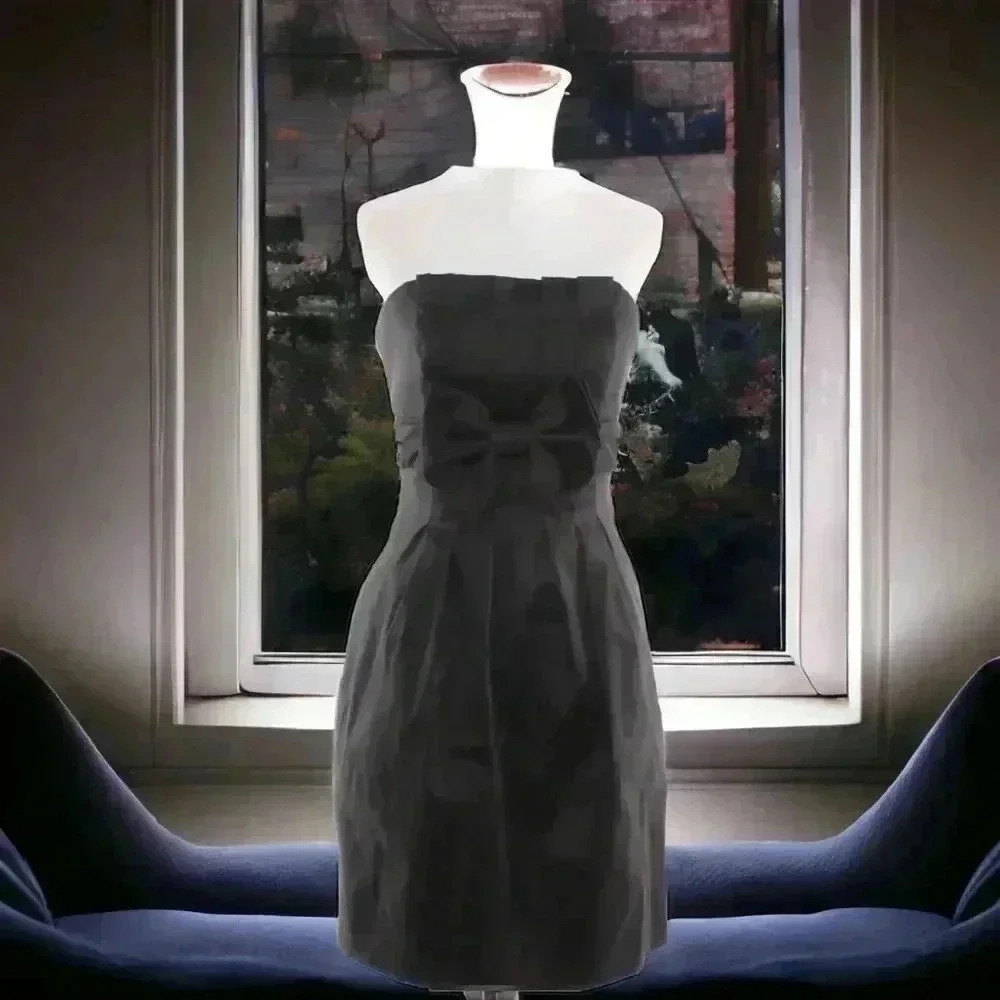 Jessica McClintock Size 6 Black Strapless Short Formal Dress With Front Bow. - Picture 7 of 7